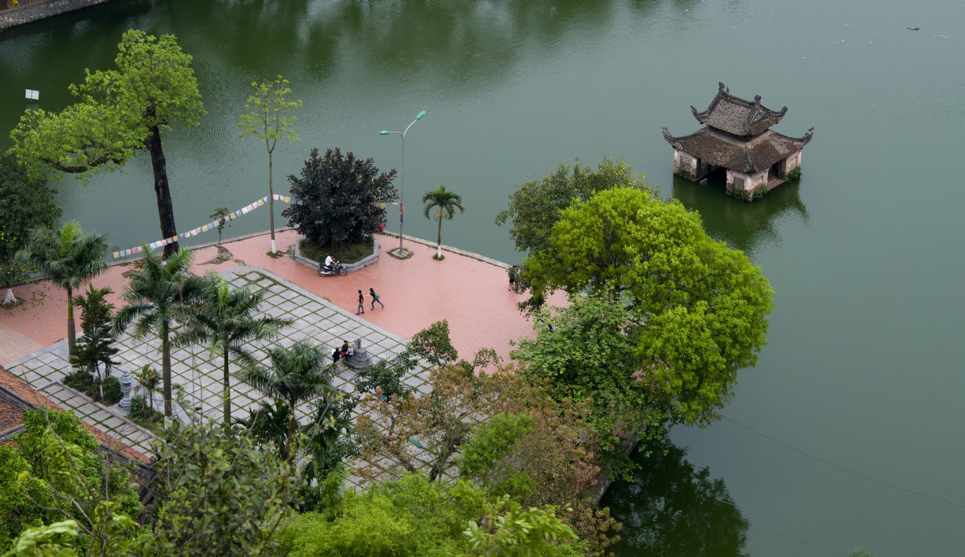 Pagoda Thay
